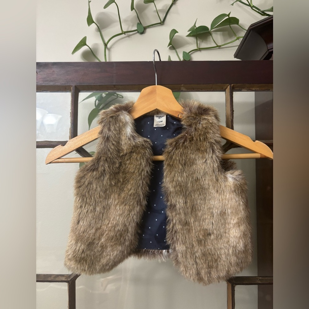 OshKosh B'gosh Brown Faux Fur Vest with Starry Lining